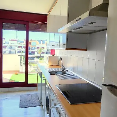 Gorgeous 2 Bedrooms Duplex In Natural Reserve park! *