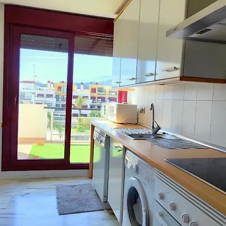 Gorgeous 2 Bedrooms Duplex In Natural Reserve park! Διαμέρισμα *