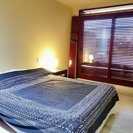Gorgeous 2 Bedrooms Duplex In Natural Reserve park!